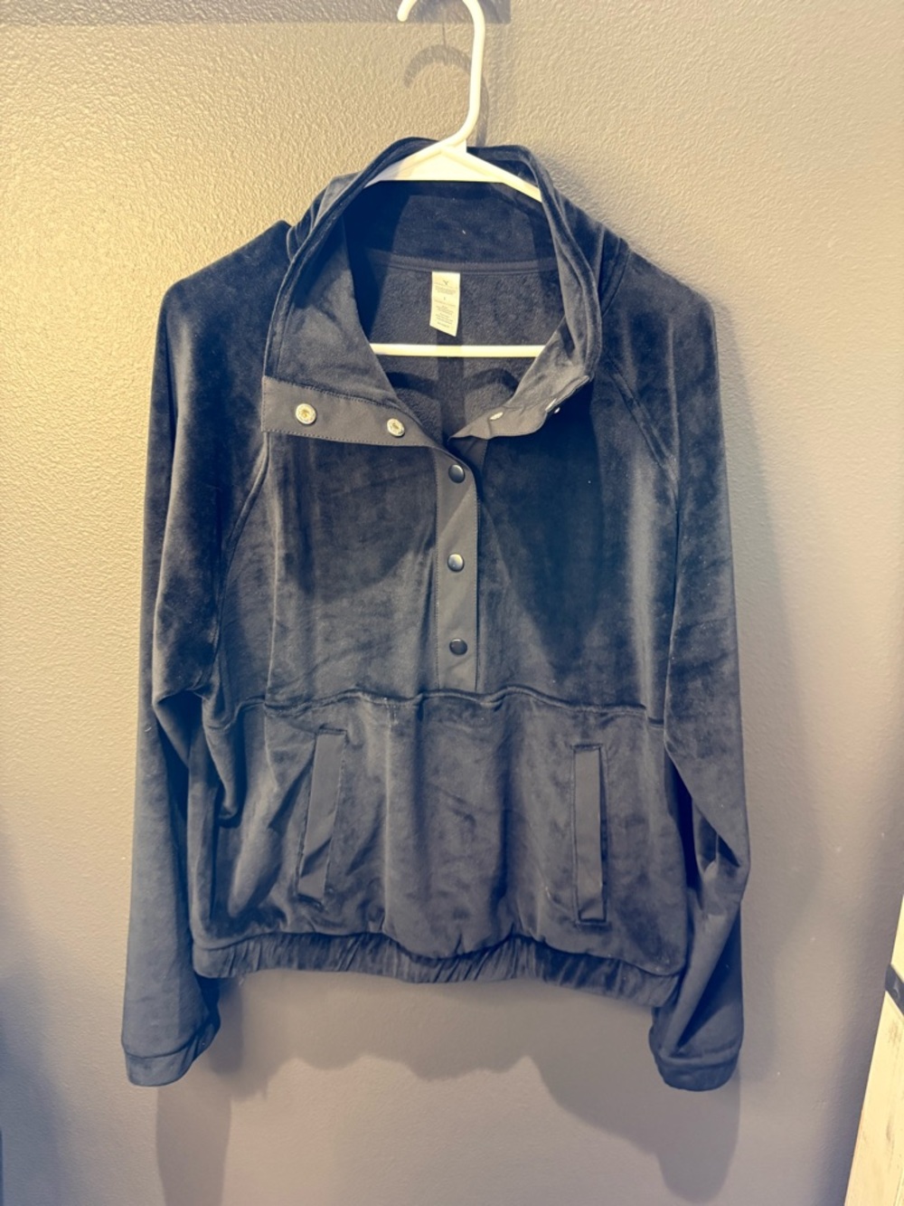 Yogalicious Black Plush Snap Pullover Jacket
